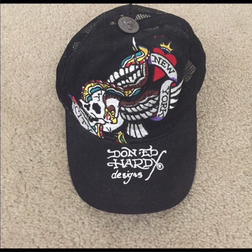 Ed Hardy New York snap back hat